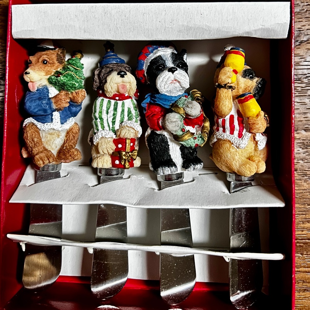 Cardinal Inc. ~ Christmas ~ Gourmet Spreaders ~ Dog Cheese Spreaders Set ~ W/Box